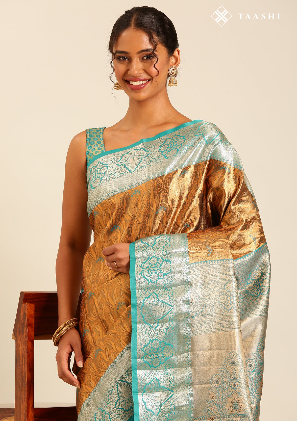 Dark Copper Jacquard Pattern Kanchipuram Saree