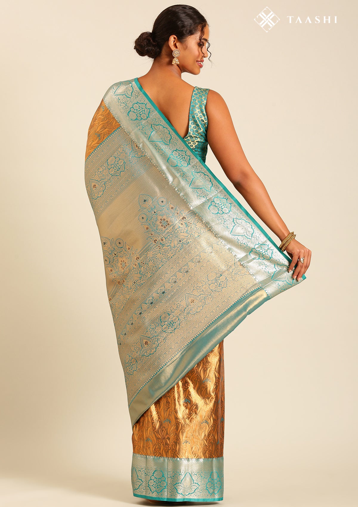 Dark Copper Jacquard Pattern Kanchipuram Saree