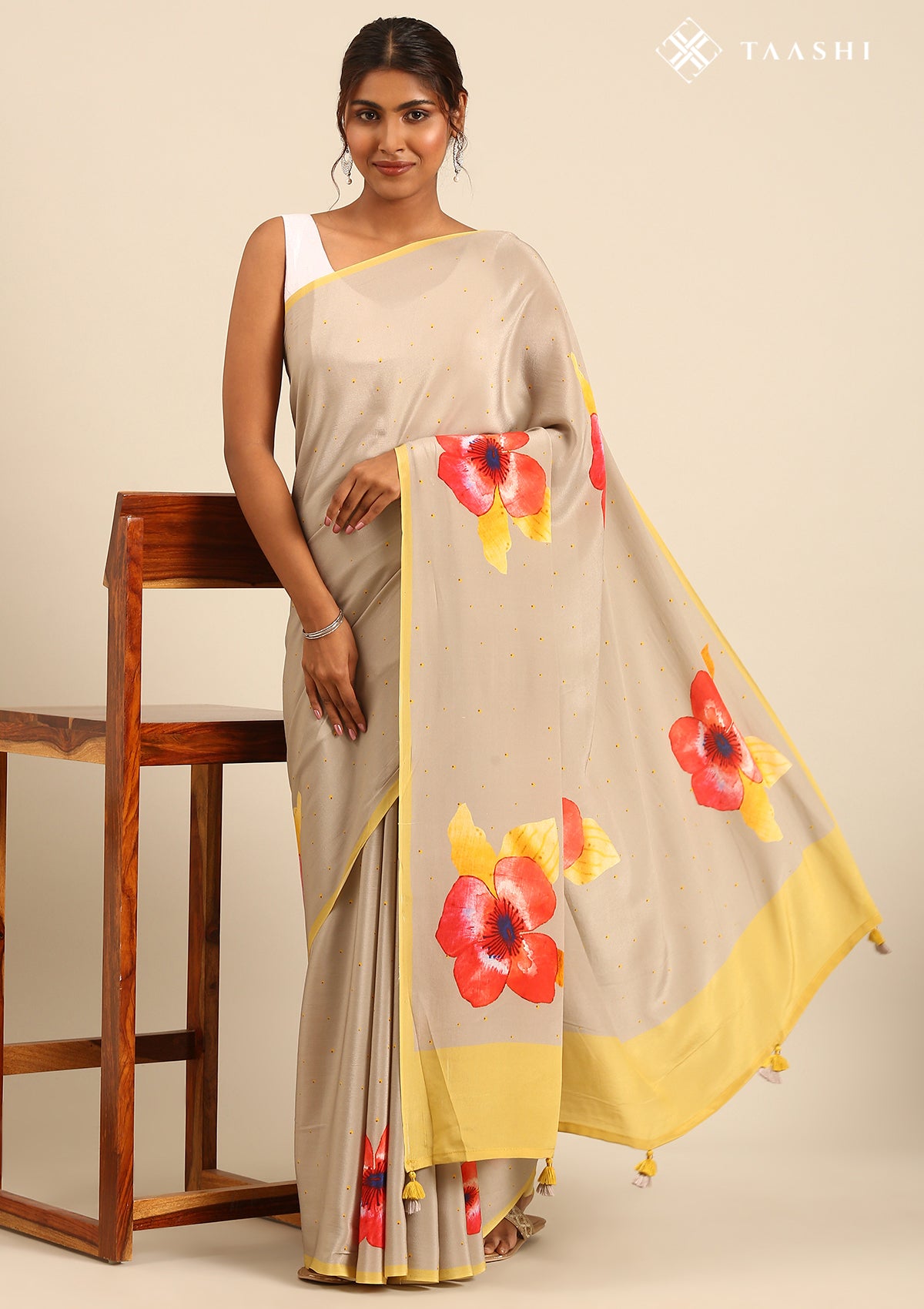 Grey Watercolor Floral Printed Saree