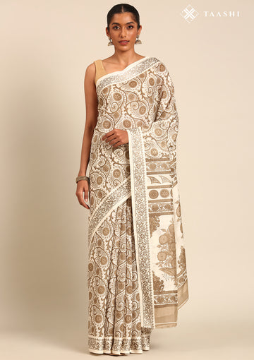 Cream And Heena Stylised A/O Paisley Pattern Linen Saree