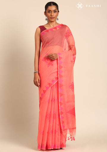 Peach Kasuti Pattern Woven Tussar saree