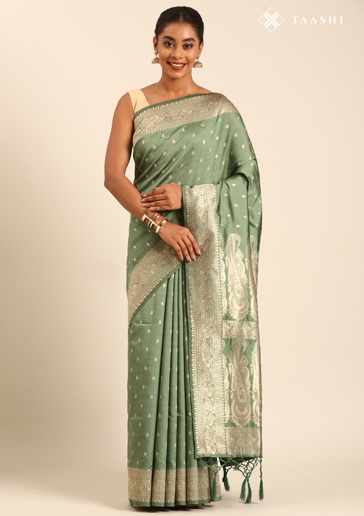 Green Traditional Pattern Woven Tussar Saree