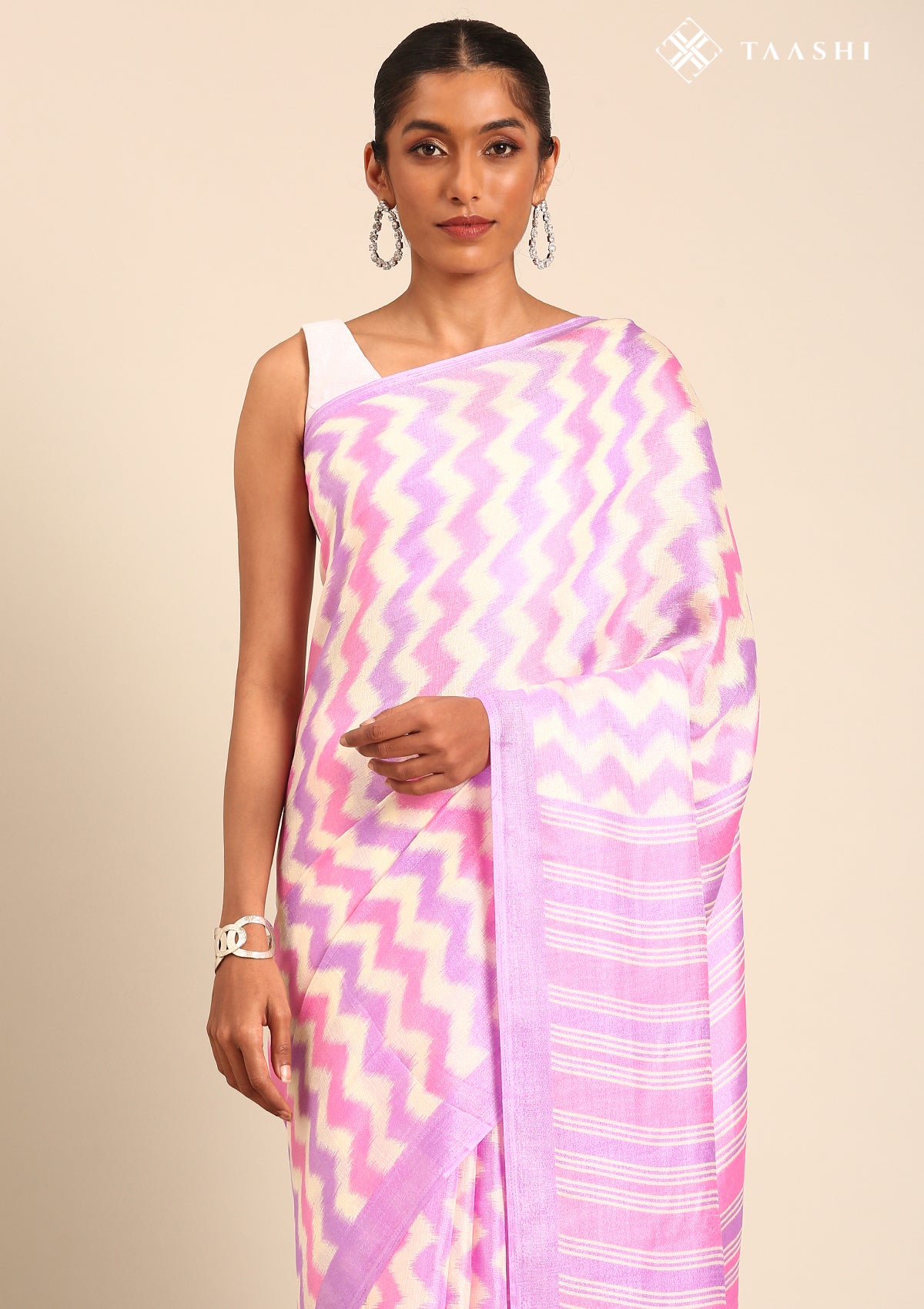 Cream Contrast Zigzag Printed Art Tussar Matka Silk Saree - Taashi