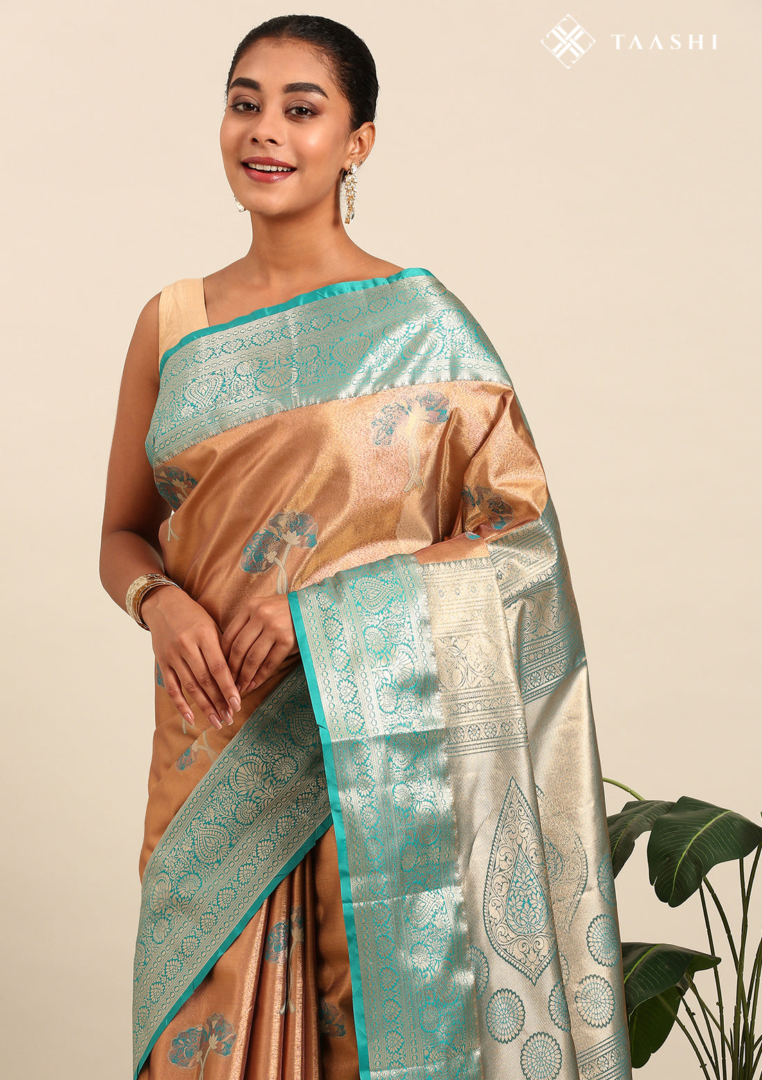 Copper and Teal Floral Pattern Tissue Brocade Kanchipuram Saree