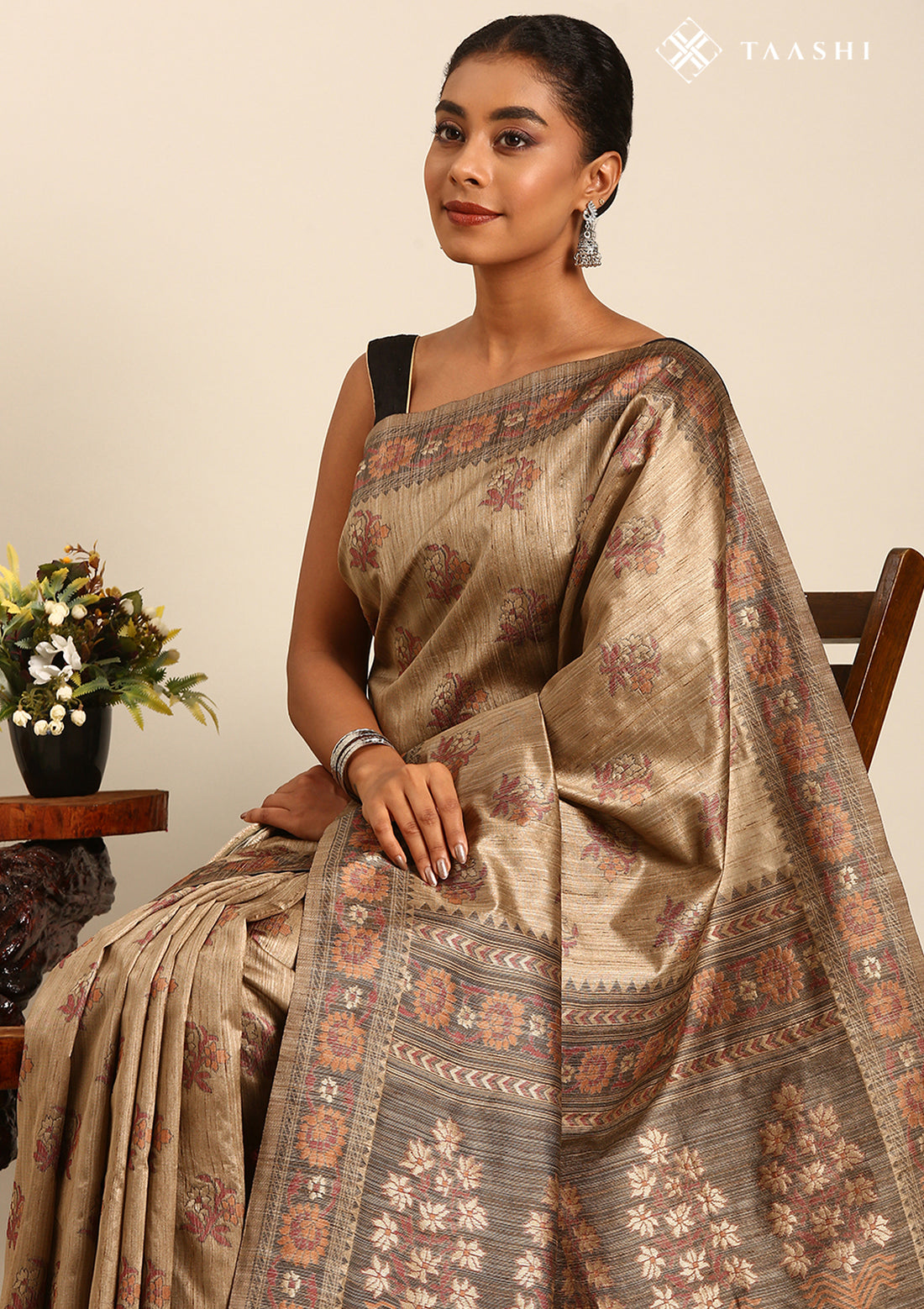 Chikoo Mughal Floral Woven Pattern Tussar Saree