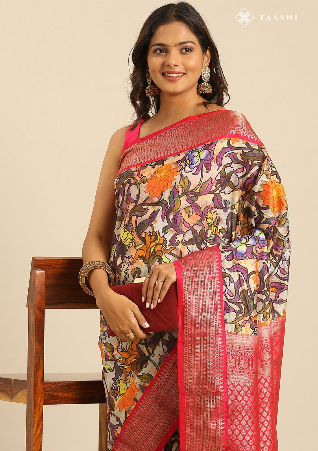 Ivory Pure Silk Painted Graphic Floral Printed Saree