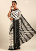 Black And White Geometric Printed Chiffon Saree - Taashi