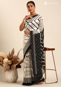 Black And White Geometric Printed Chiffon Saree - Taashi