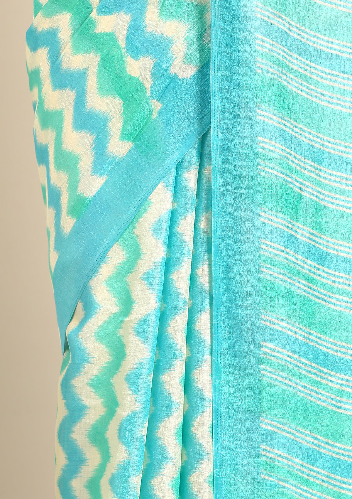 Cream Contrast Zigzag Printed Art Tussar Matka Silk Saree - Taashi