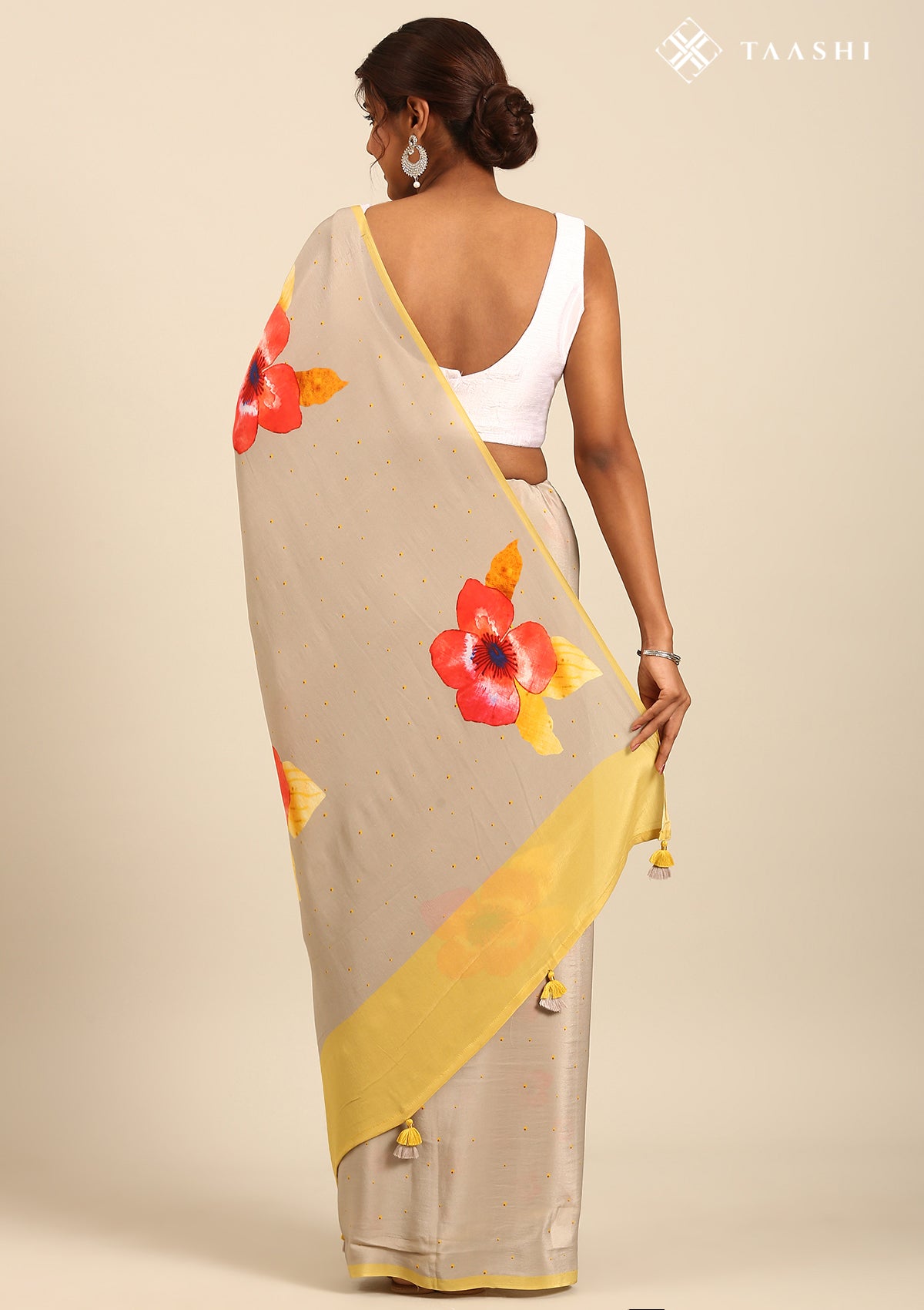 Grey Watercolor Floral Printed Saree