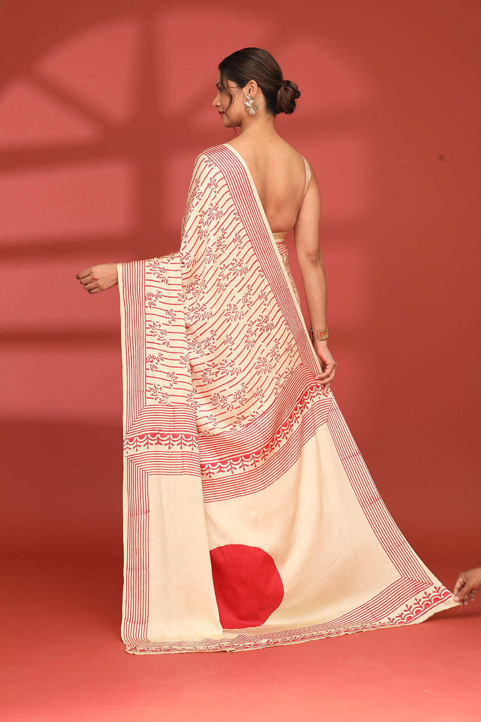 Beige Modal Silk Geometric Block Print Saree