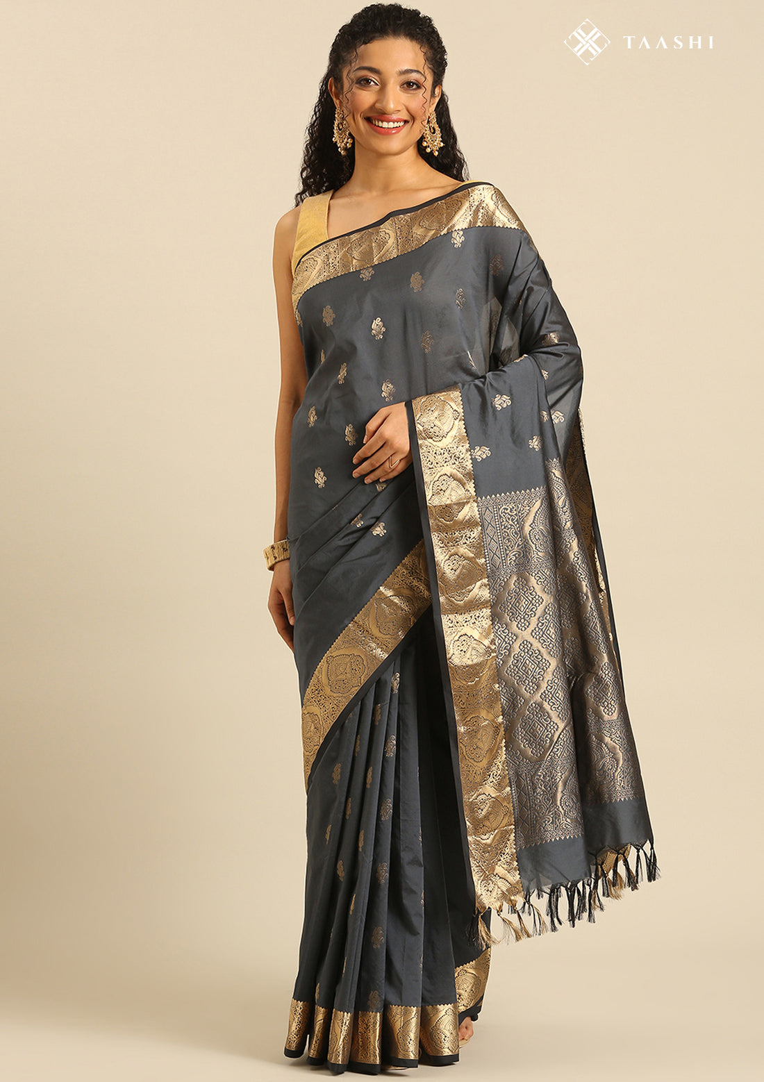 Dark Grey Butta Kanchipuram Saree - Taashi