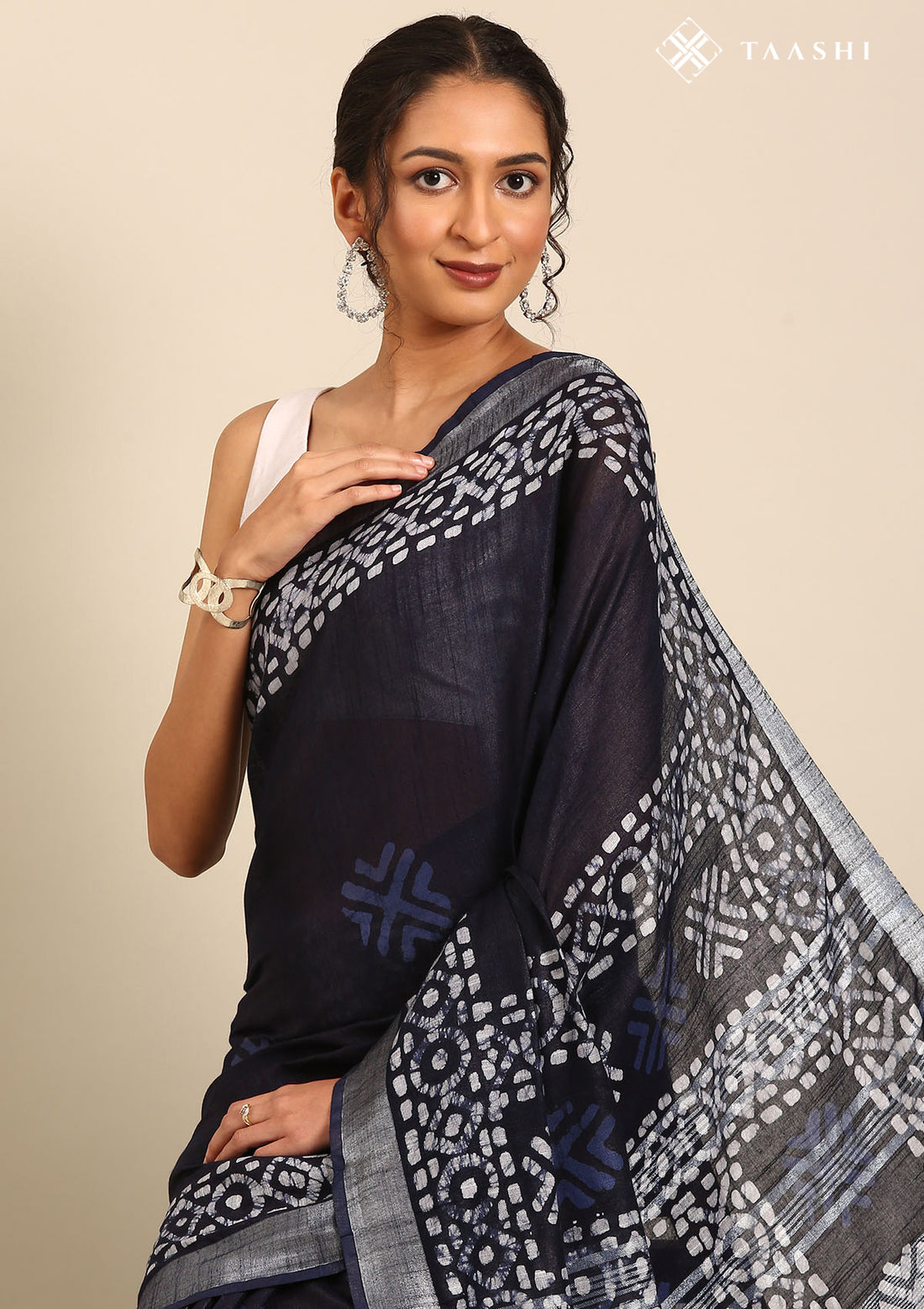 Navy Blue Color Block Printed Batik Pattern Linen Saree