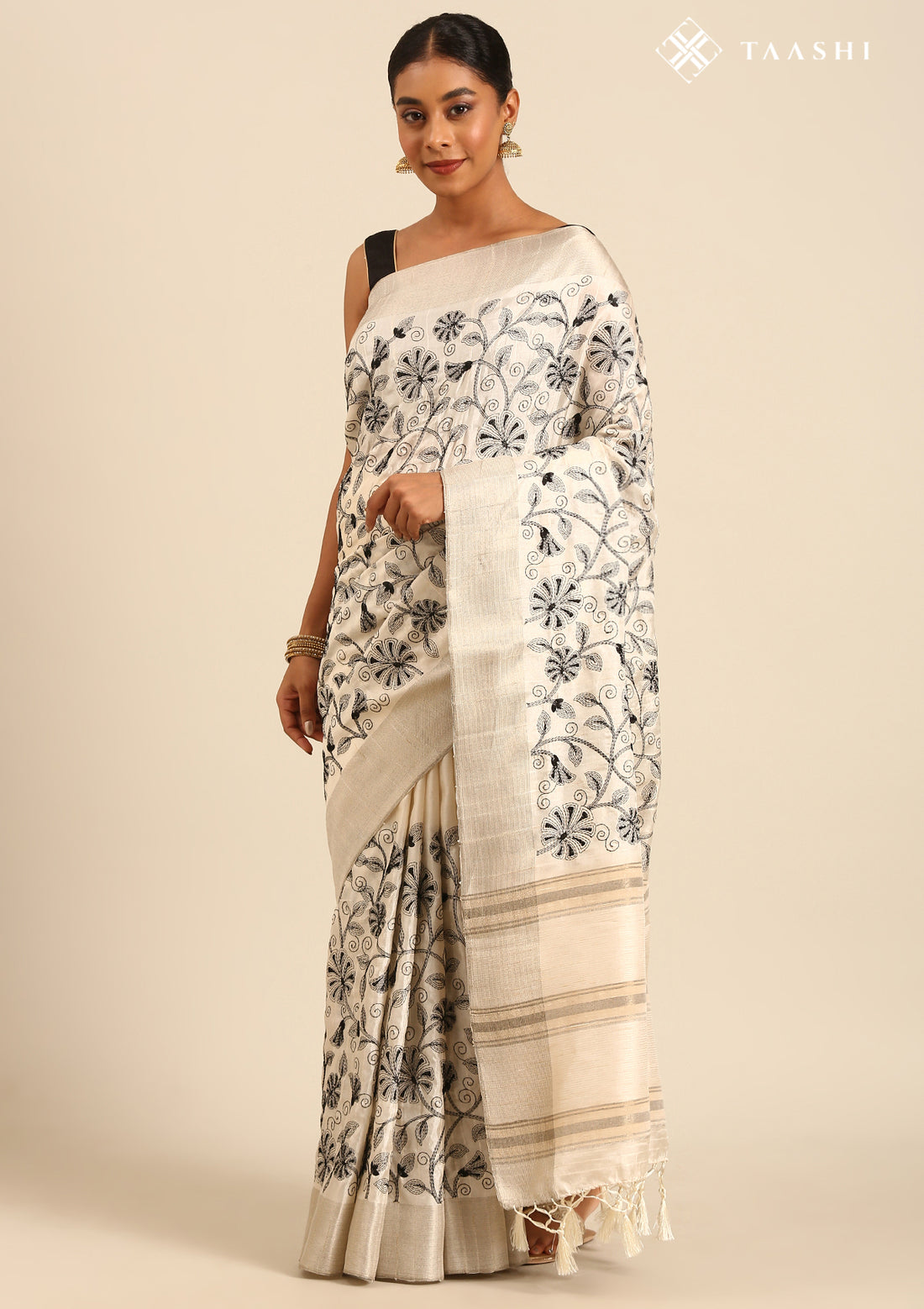 Cream A/O Jaal Floral Embroiderd Tussar Saree