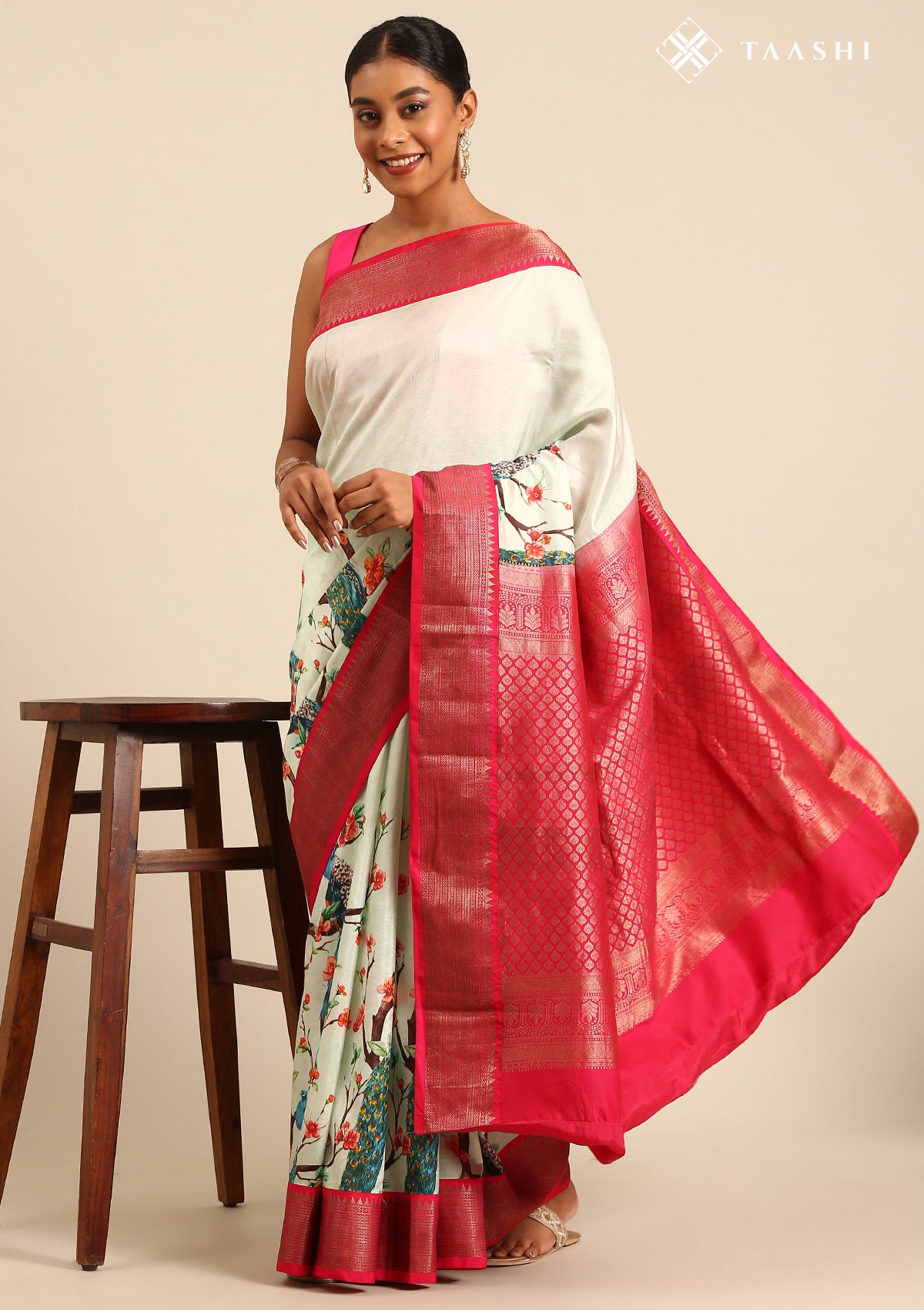 Pastel Green Flora Fauna Printed Silk Saree