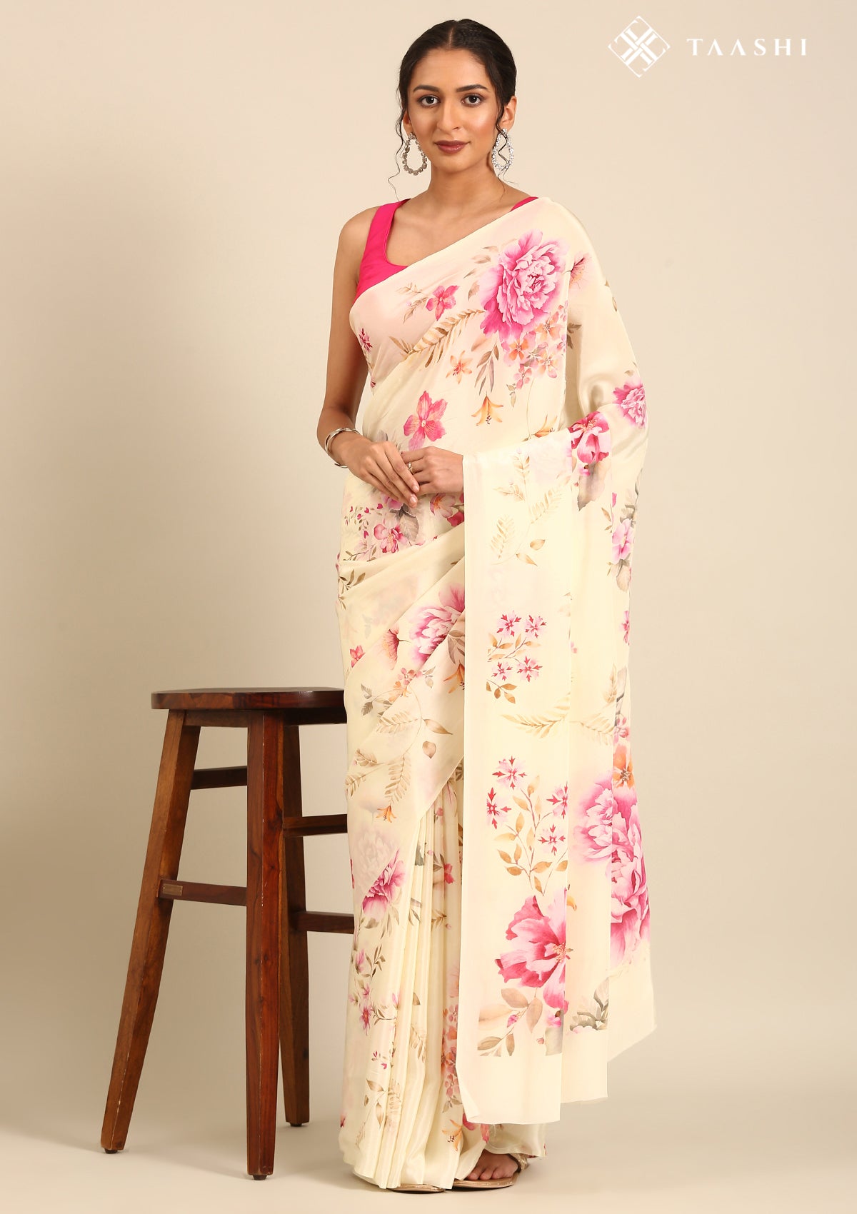 Cream Floral Printed Crepe Saree