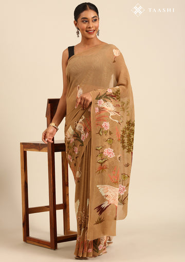 Dusty Dark Beige Flamingo Floral Printed Georgette Saree - Taashi