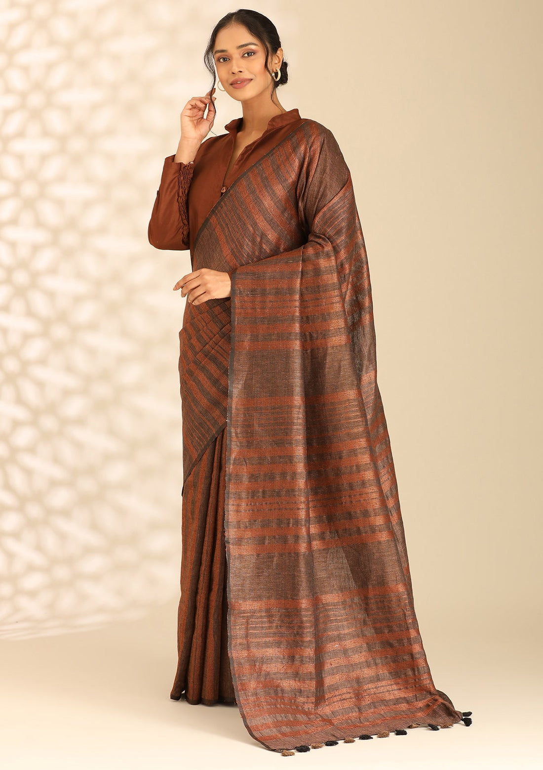 Brown Linen Woven Saree