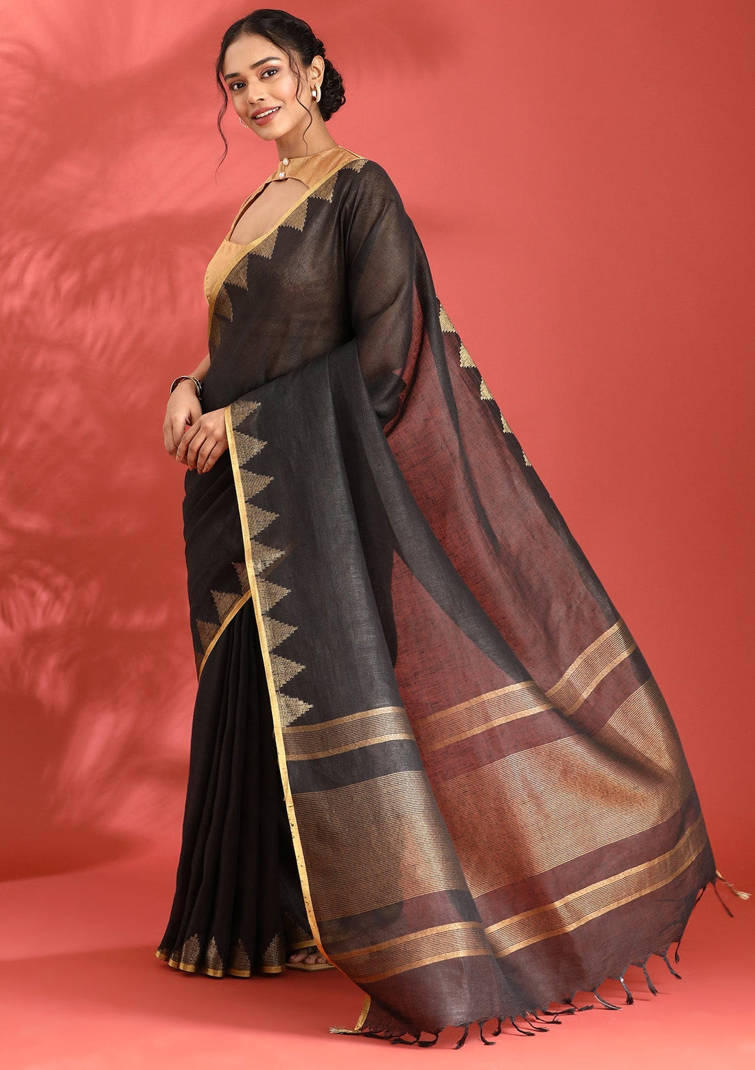 Black Linen Woven Saree