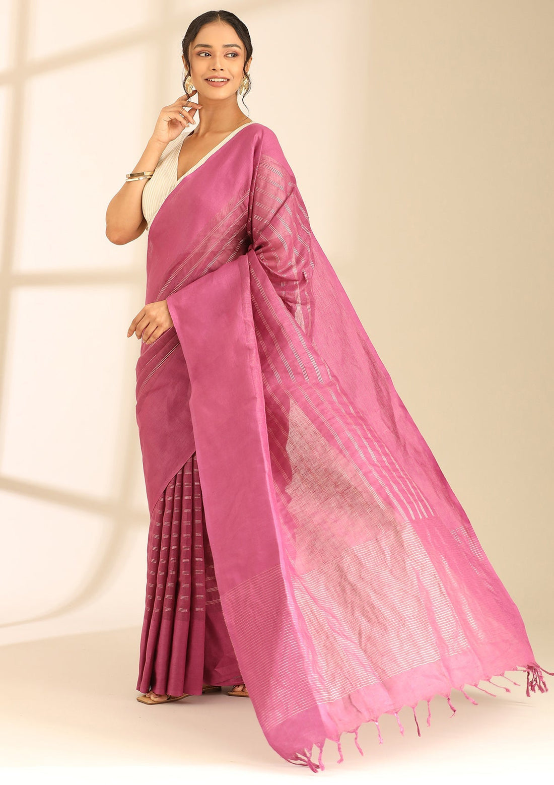 Magenta Linen Woven Saree