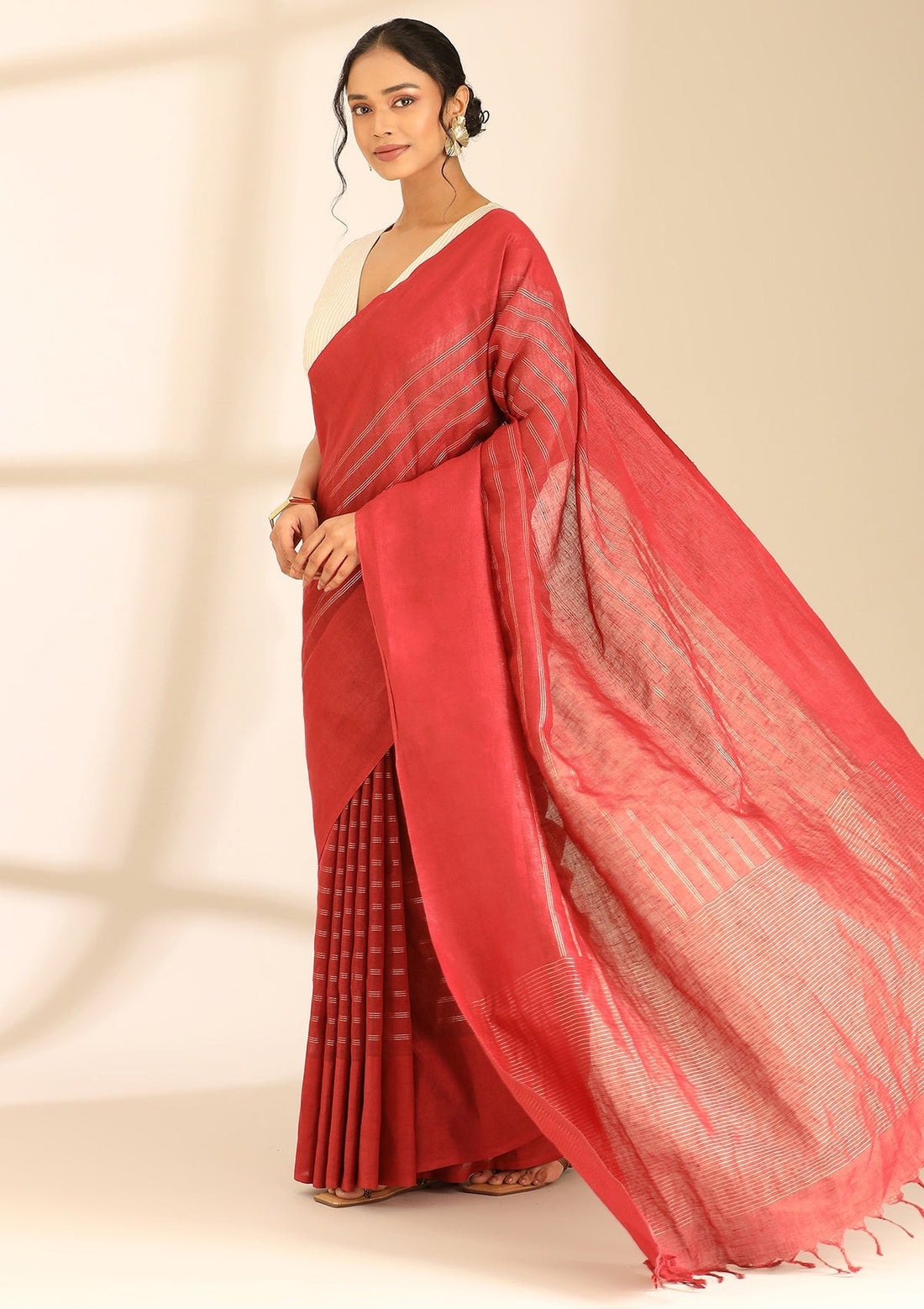 Red Linen Woven Saree